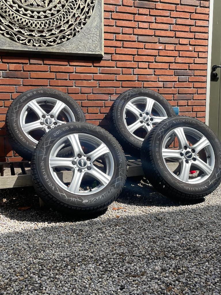 Te koop goede (winter)banden met lichtmetalenvelgen, Ophalen, Gebruikt, 16 inch, Banden en Velgen