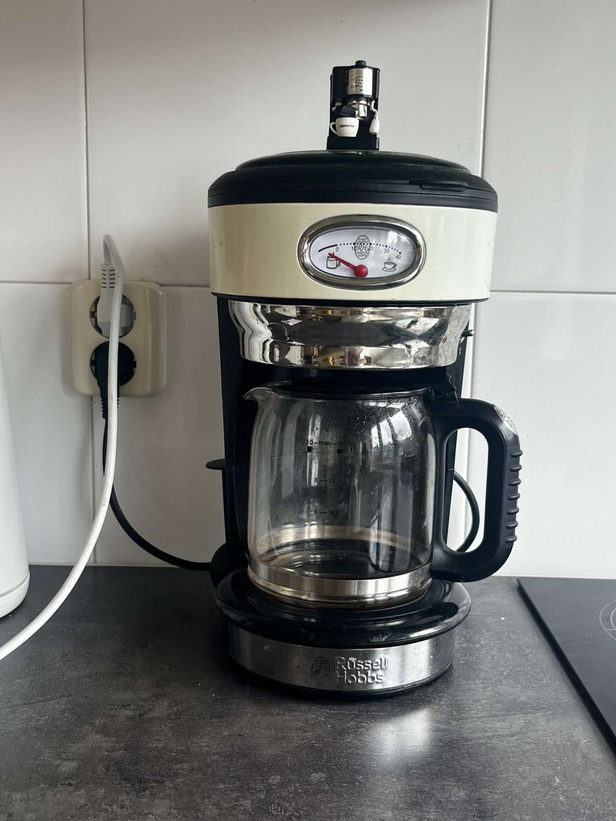 Russel Hobbs Retro style Coffee Maker, Ophalen, Zo goed als nieuw, Koffiemachine