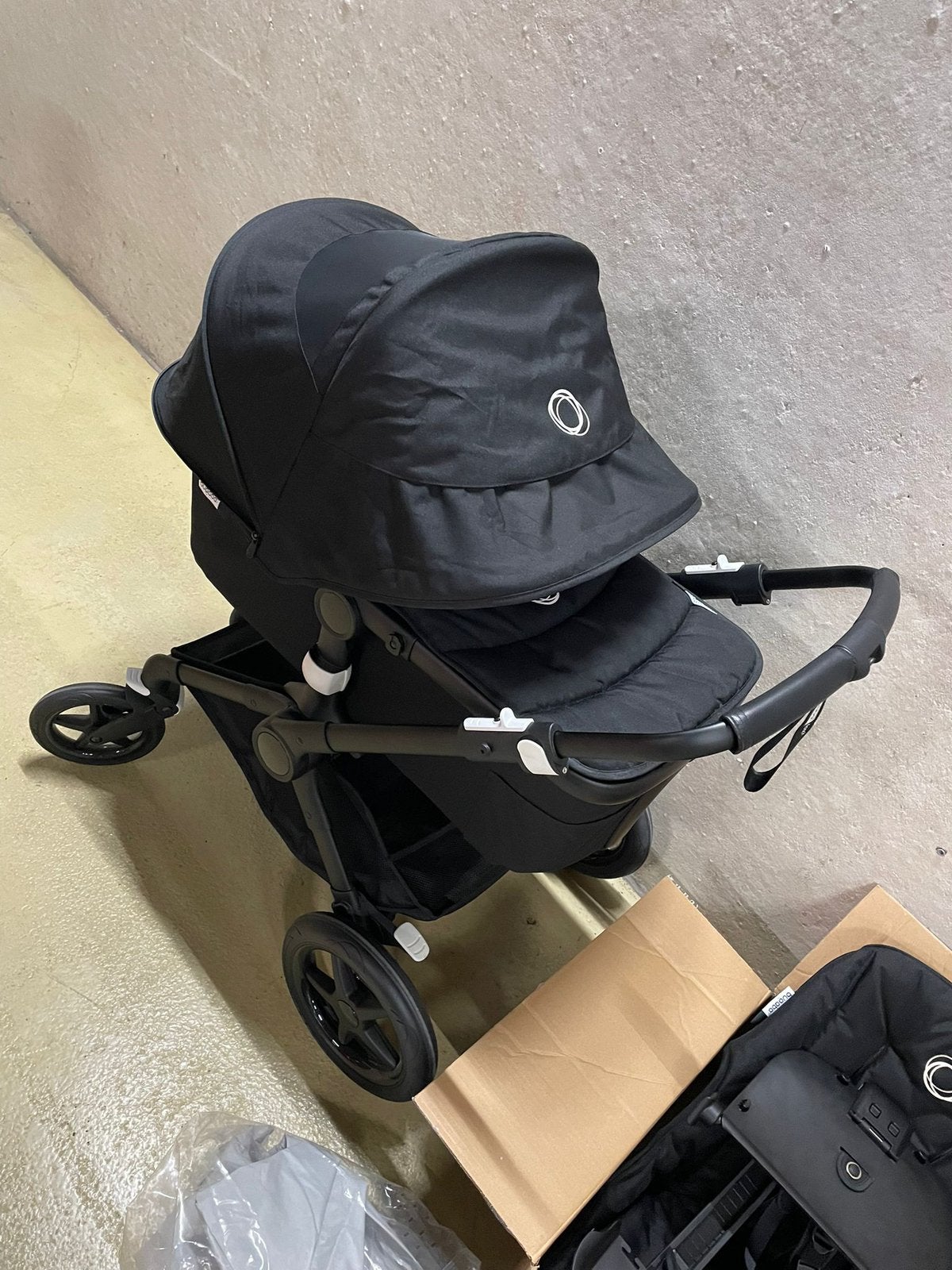Bugaboo fox 2 NIEUW, Kinderwagen, Support@bugaboo.com, Paasheuvelweg 9a 1105 BE Amsterdam, Nieuw