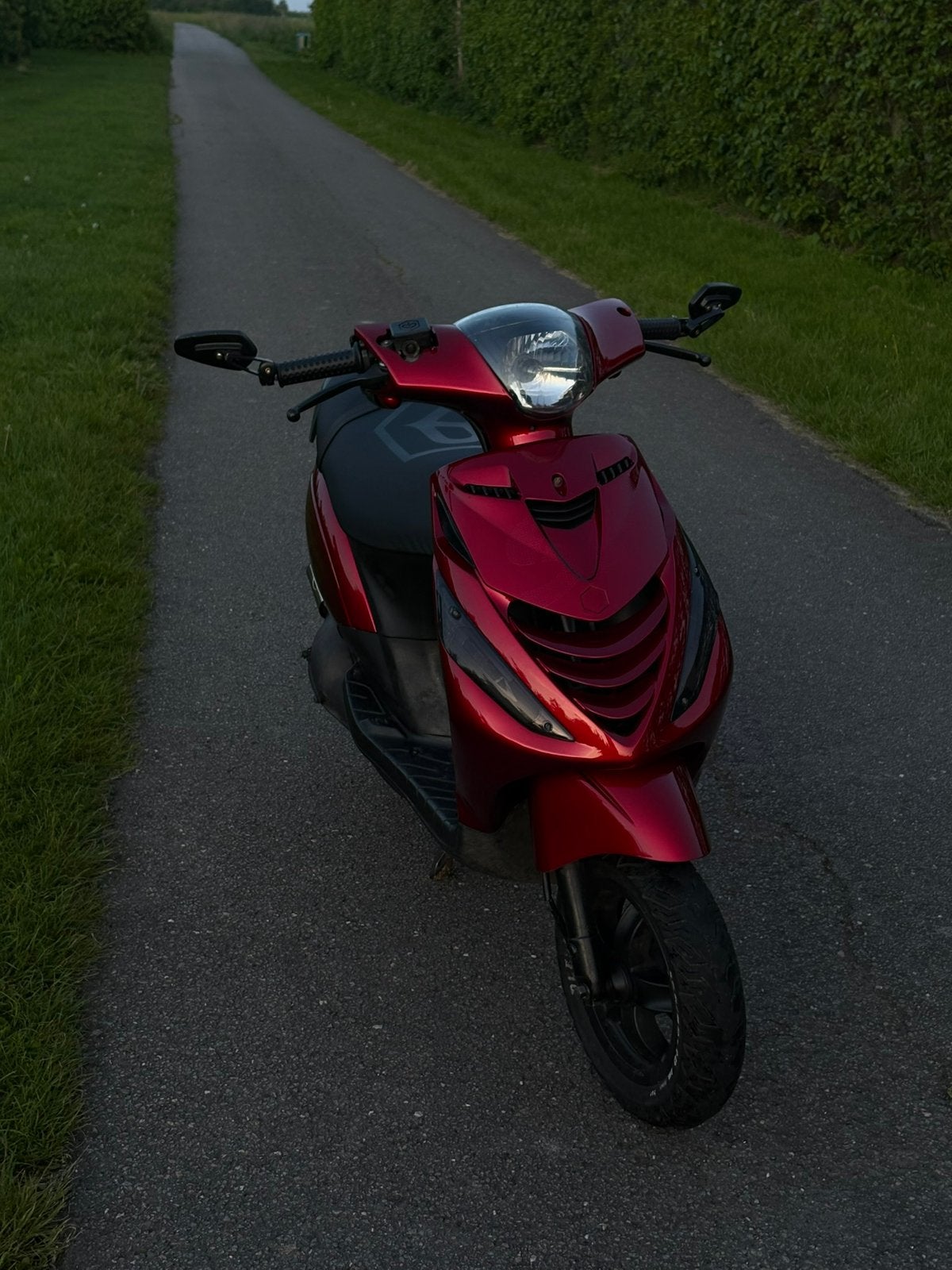 Zip 2t 50cc snor, Fietsen en Brommers, Scooters | Piaggio, Ophalen of Verzenden, Zo goed als nieuw, Tweetakt, Zip