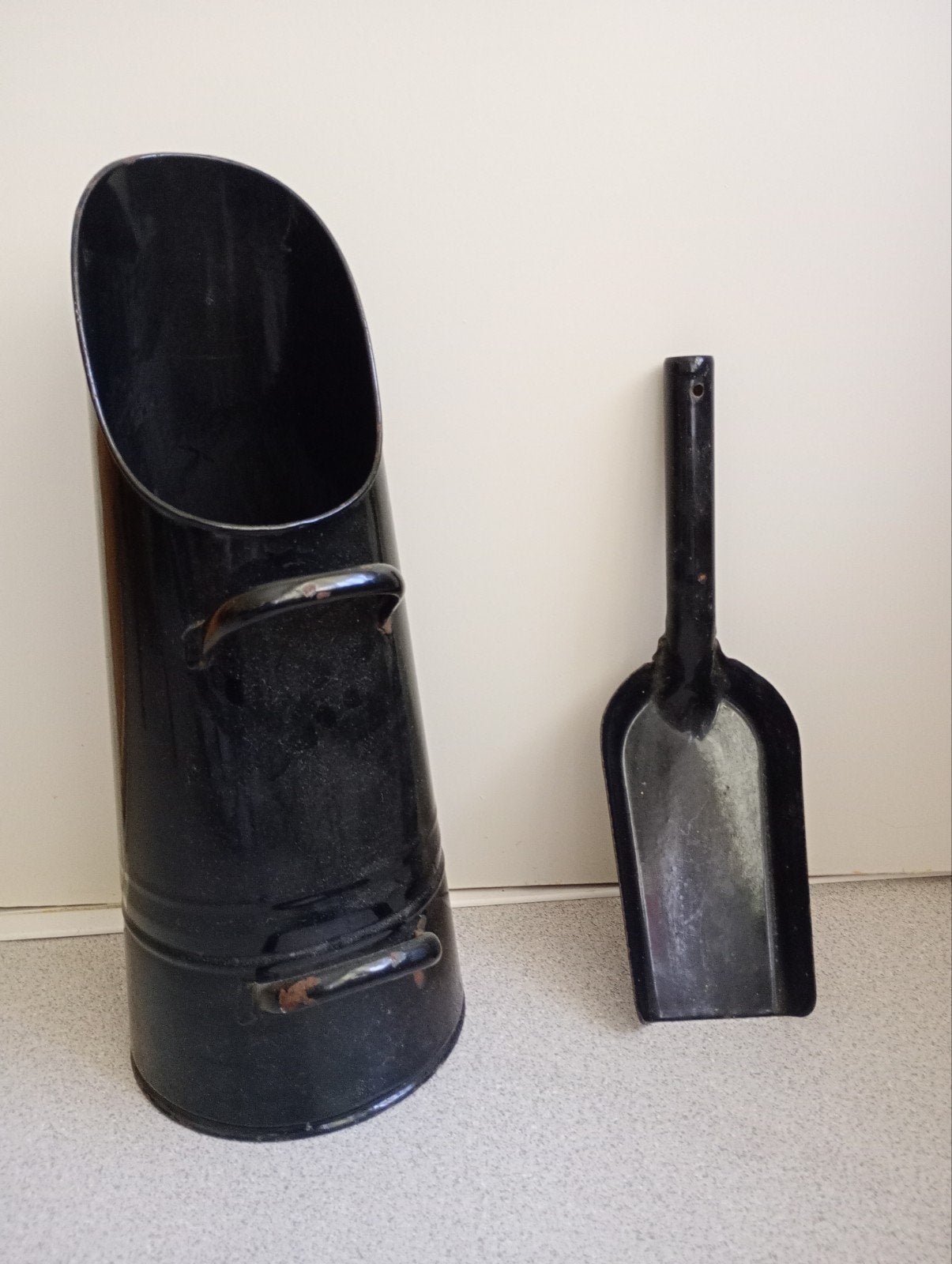 Kolenkit met schep - 50 cm hoog, Antiek en Kunst, Ophalen of Verzenden