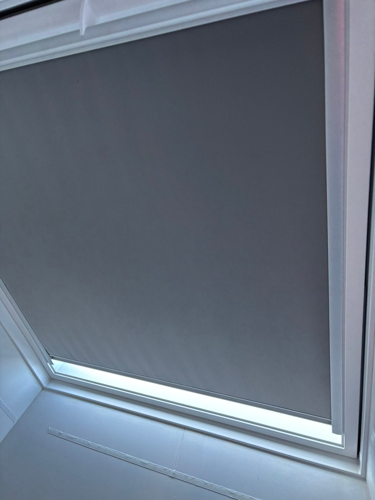 1 Velux  rolgordijn, verduisterend, grijs, Ophalen, Verduisterend, Rolgordijn, Grijs