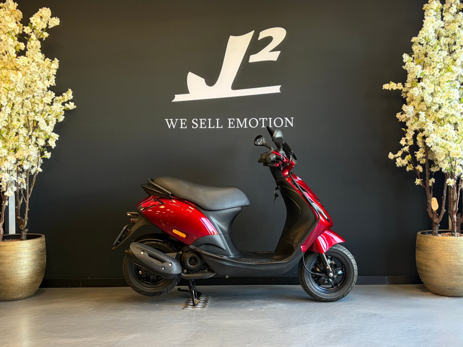 Poaggio Zip | Candy Red | Brom | 12/2023 | 3418 km | 1 eig, Overige modellen, ., Ophalen of Verzenden, Zo goed als nieuw