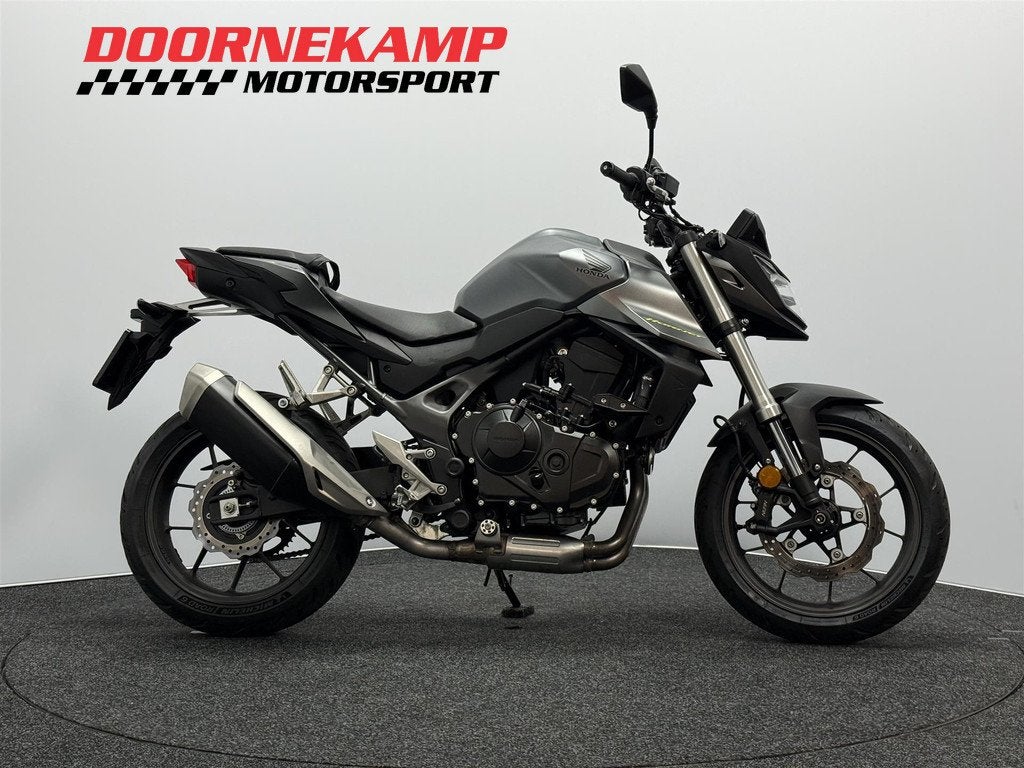 Honda CB 750 HORNET (bj 2023), Traction Control, Verkoop@doornekampmotorsport.nl, Meer dan 35 kW, Doornekamp Motorsport