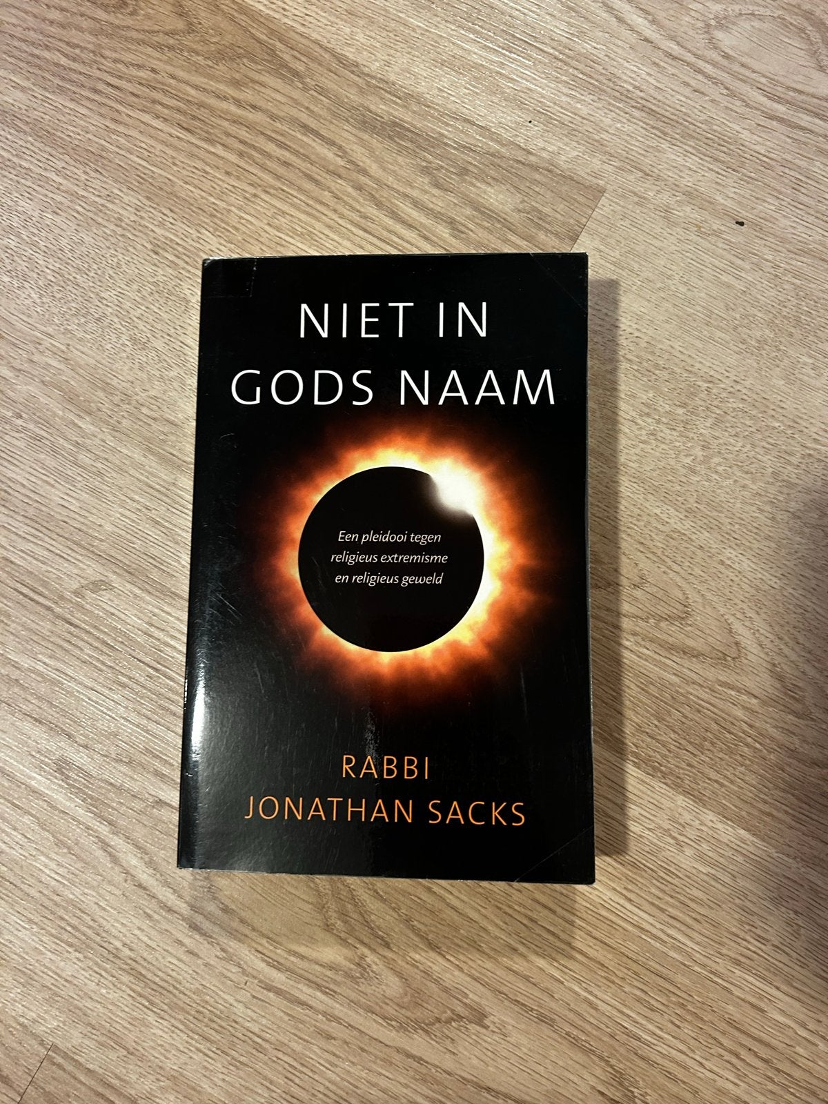 Niet in Gods Naam - Rabbi Jonathan Sacks, Boeken, Ophalen of Verzenden, Gelezen, Jodendom