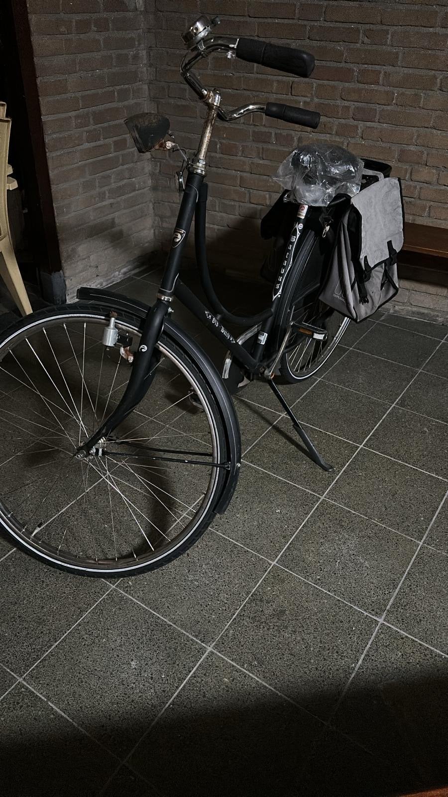 Batavus Damesfiets - Zwart, Gebruikt, Fietsen en Brommers, Velgrem, Batavus, Ophalen of Verzenden, 53 tot 56 cm