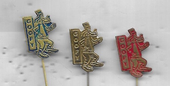 3 GOOFY STRIP SPELDEN UIT 1 SERIE, Ophalen of Verzenden, Gebruikt, Merk, Speldje of Pin