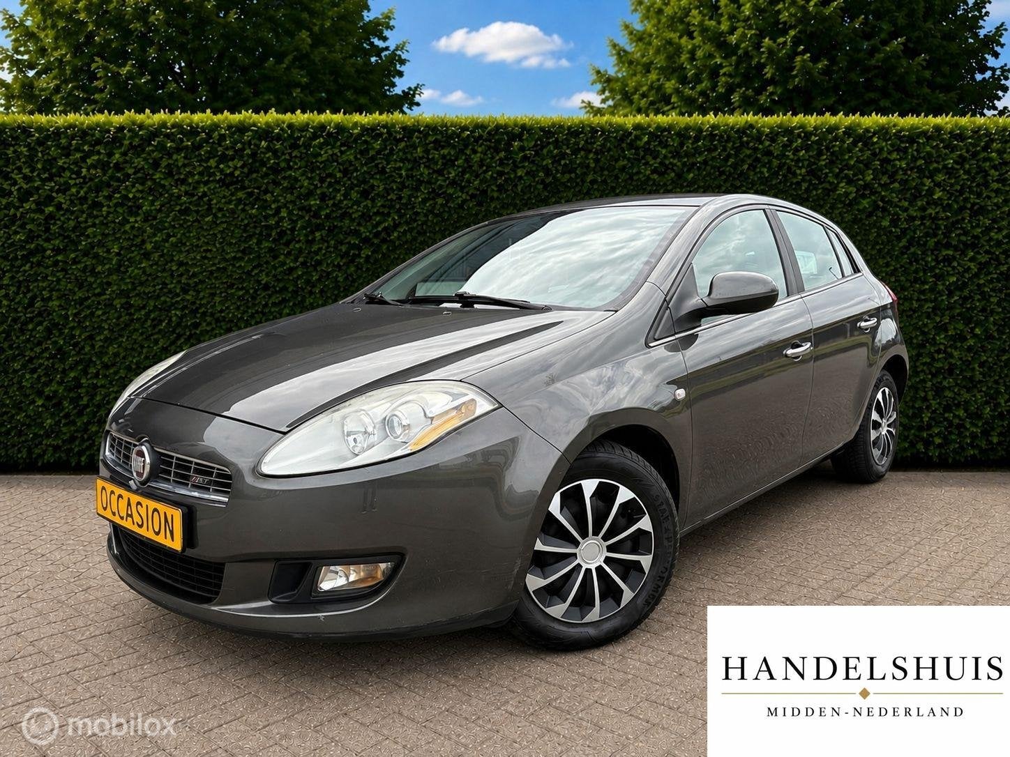 Fiat Bravo 1.4 T-Jet 120pkAircoCruiseParksensorNaviBluetooth, Auto's, Fiat, Gebruikt, 4 cilinders, Bedrijf, Handgeschakeld