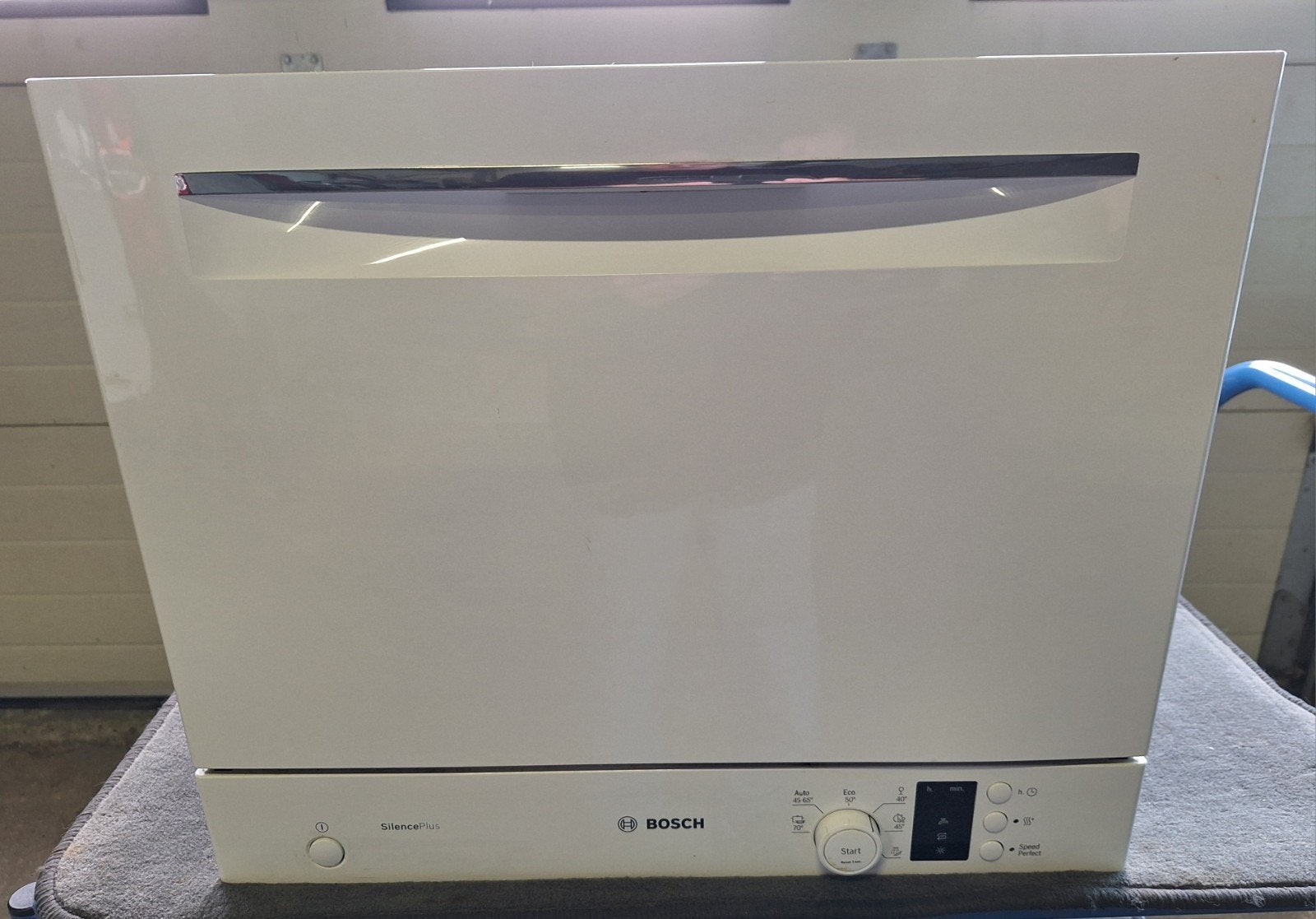 Bosch tafelmodel vaatwasser - Perfect voor klein huishouden, Minder dan 85 cm, Zo goed als nieuw, Onbekend, Energieklasse A of zuiniger