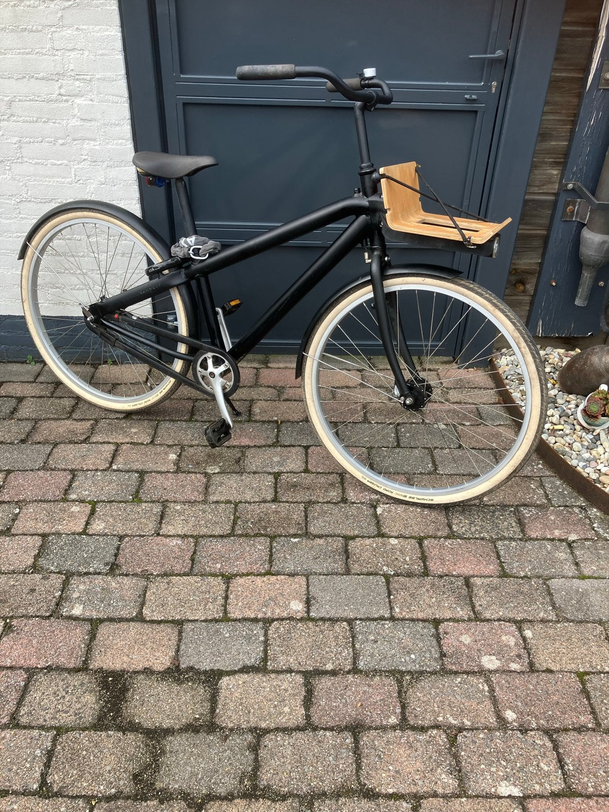 VanMoof fiets (niet elektrisch) met voordrager, Fietsen en Brommers, 56 cm of meer, Ophalen of Verzenden, Gebruikt, Overige merken