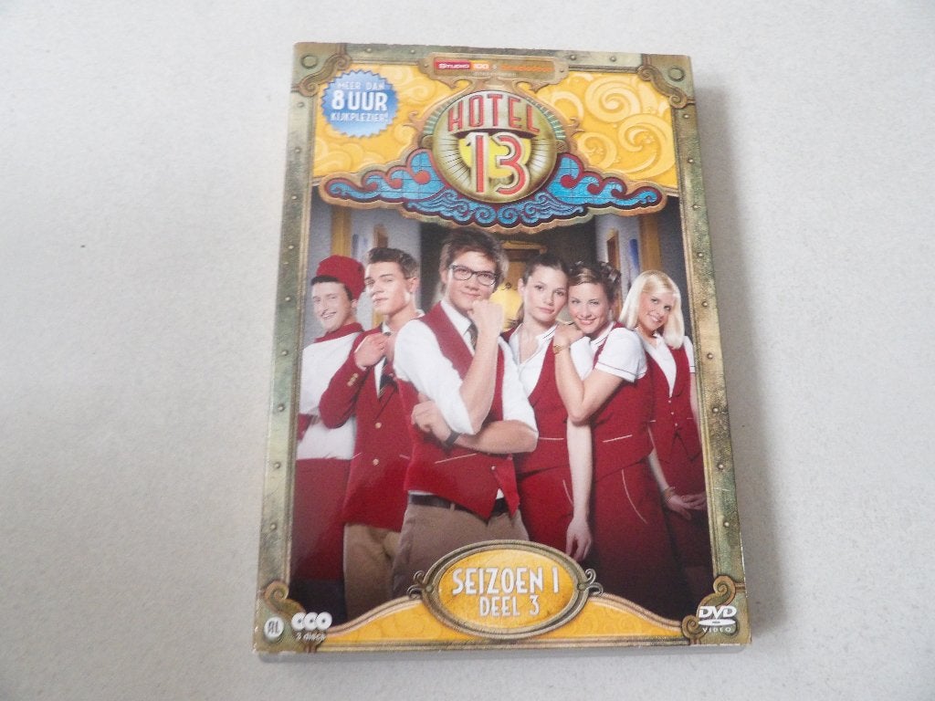 3 DVD'S HOTEL 13 Seizoen 1 deel 3, Cd's en Dvd's, Dvd's | Kinderen en Jeugd, Avontuur, Alle leeftijden, Ophalen of Verzenden, Zo goed als nieuw