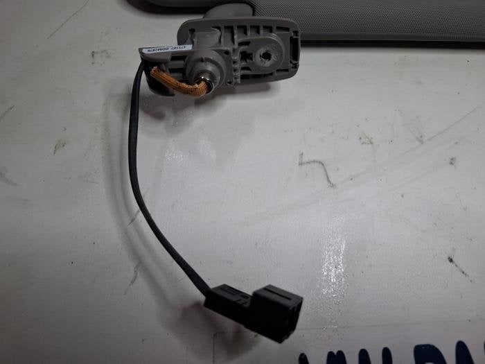 Zonneklep van een Alfa Romeo Stelvio, Gebruikt, -, Verzenden, -