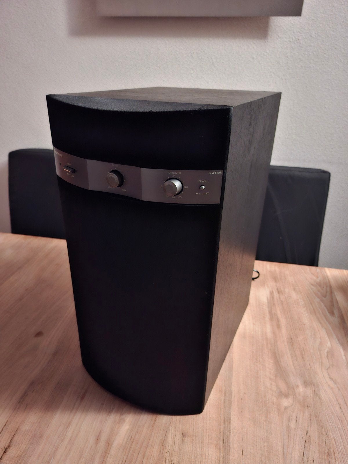 Pioneer S-W110S-K Subwoofer - Krachtige Bass, Audio, Tv en Foto, Ophalen, Subwoofer, 60 tot 120 watt, Pioneer