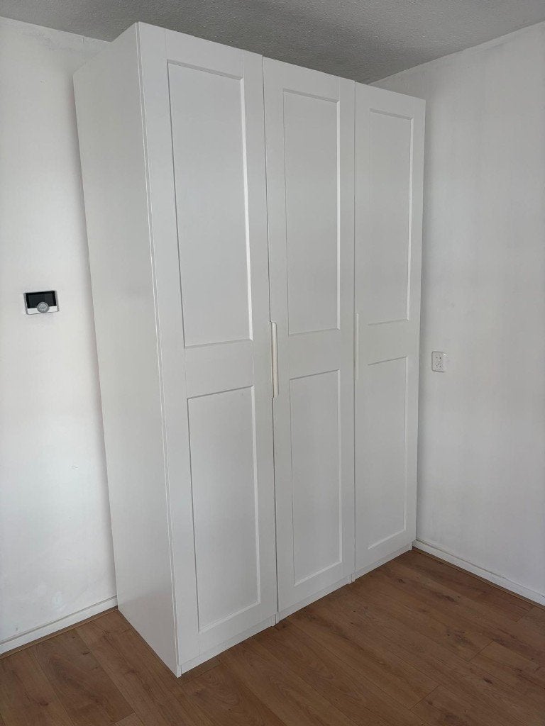 3 x IKEA Pax Cupboards, Ophalen, 100 tot 150 cm, 200 cm of meer, Zo goed als nieuw