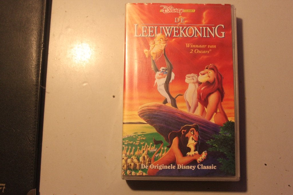 800h - vhs - disney - de leeuwenkoning, Cd's en Dvd's, VHS | Film, Alle leeftijden, Ophalen of Verzenden, Gebruikt, Komedie