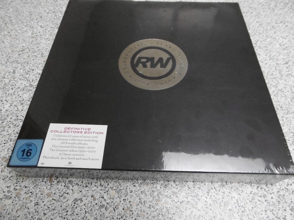 Robbie Williams-- definitieve coll 11 cd's + 6 dvd's + ing., Ophalen, 2010 - 2019, Zo goed als nieuw, Boxset