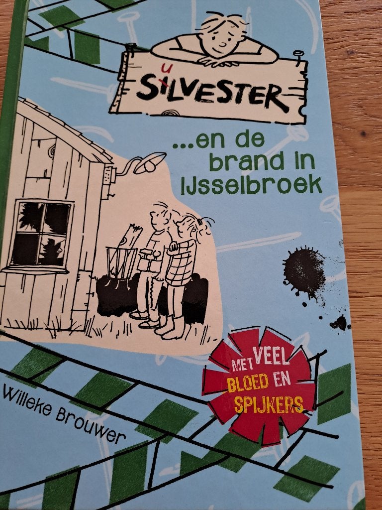 Silvester ...en de brand in IJsselbroek, Ophalen of Verzenden, Gelezen, Fictie algemeen