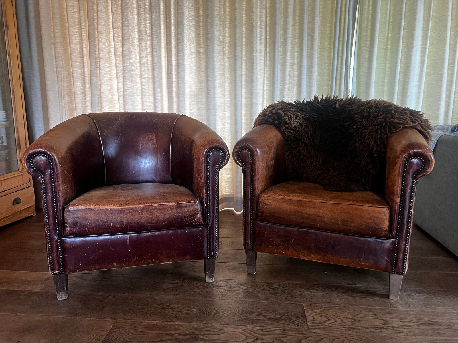 Set van 2 lederen Chesterfield fauteuils, Ophalen, Gebruikt, Leer, 75 tot 100 cm