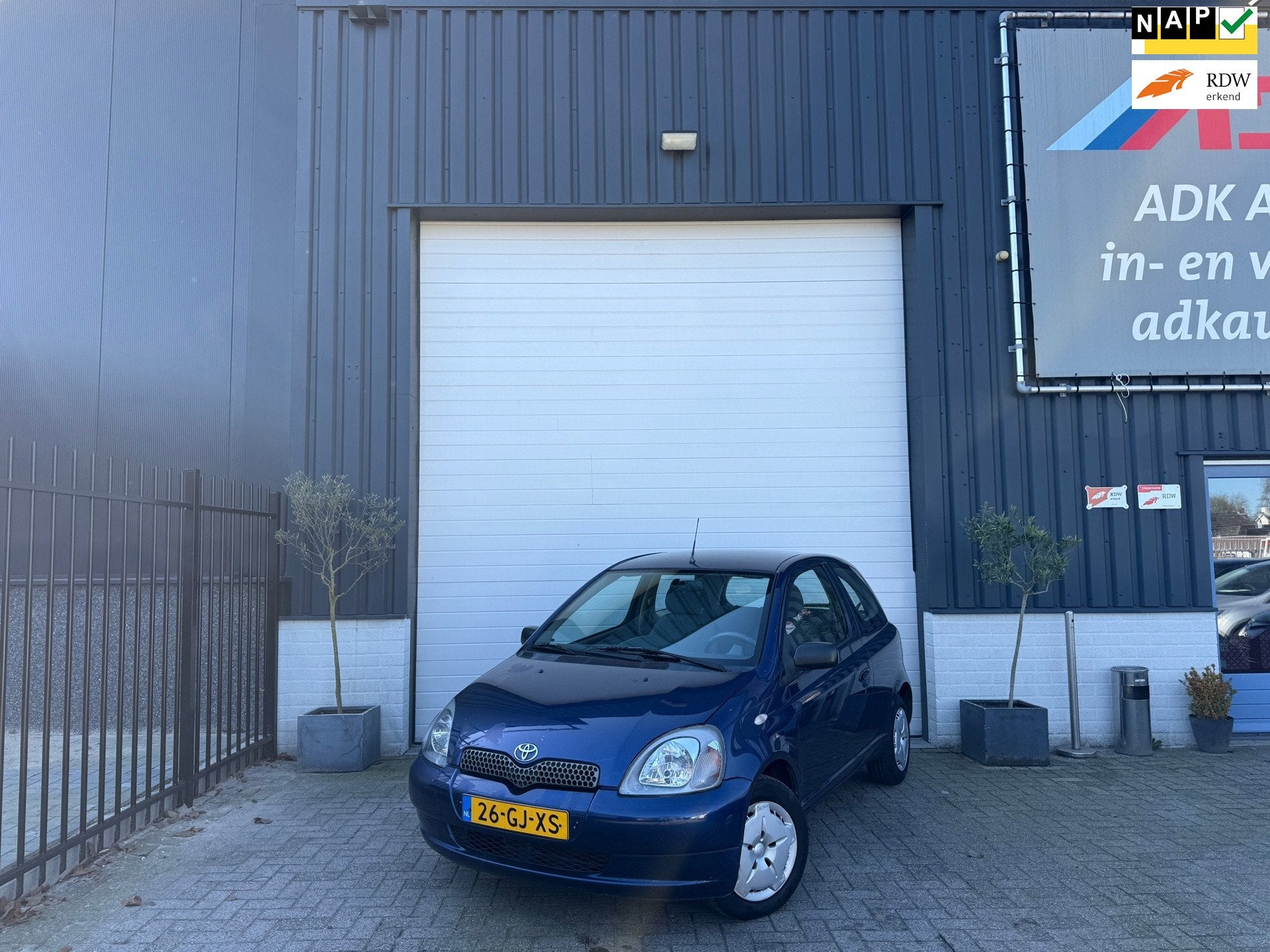 Toyota Yaris 1.3-16V VVT-i Luna NIEUWE APK! 18-03-2027, Auto's, Voorwielaandrijving, 1299 cc, Gebruikt, 31 €/maand
