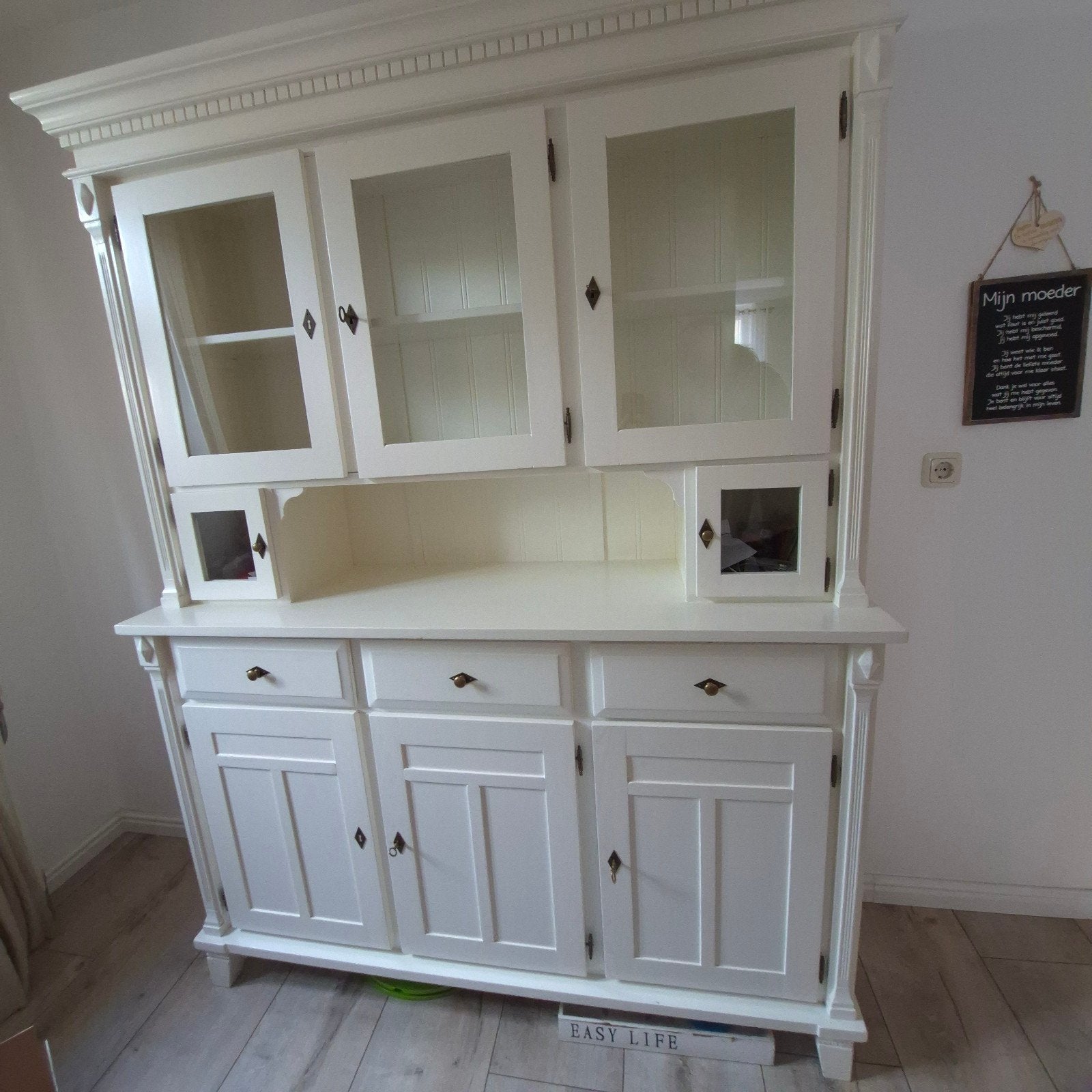 Landelijke zware buffetkast - Crème wit, Huis en Inrichting, Kasten | Buffetkasten, Ophalen, Gebruikt, Met deur(en), 150 tot 200 cm