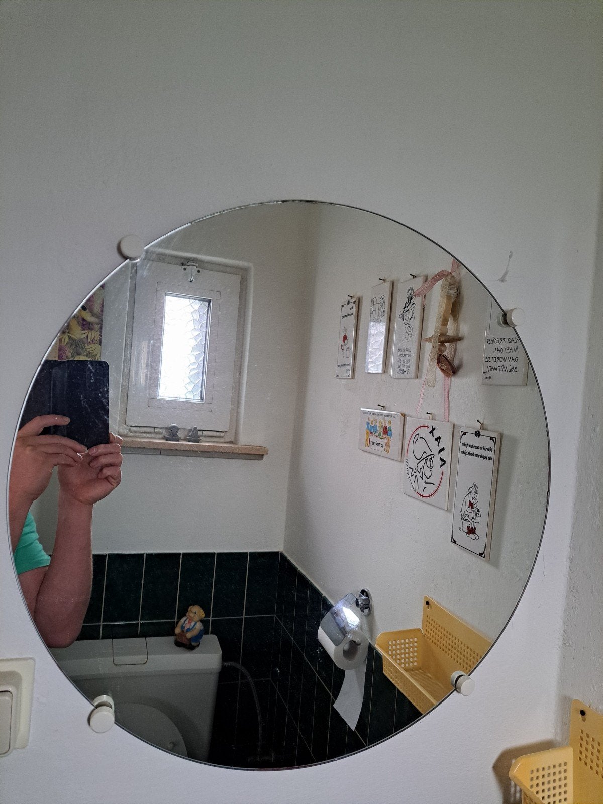 grote ronde wandspiegel voor badkamer of wc Z.G.A.N, Ophalen, Overige typen, 50 tot 100 cm, Zo goed als nieuw