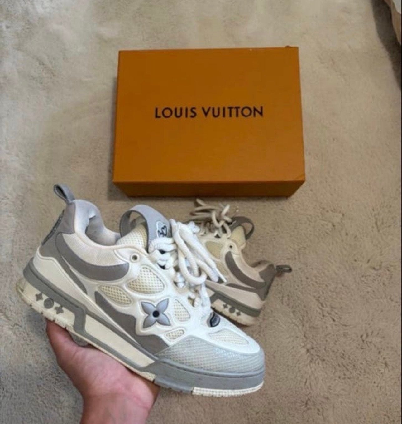 Louis Vuitton LV dubbel gestrikt 43, Kleding | Heren, Schoenen, Ophalen, Wit, Nieuw, Sneakers of Gympen