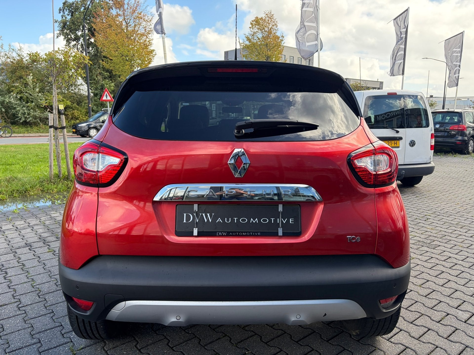 Renault CAPTUR 1.2 TCe Automaat, Euro 5, Zwart, 4 cilinders, SUV of Terreinwagen