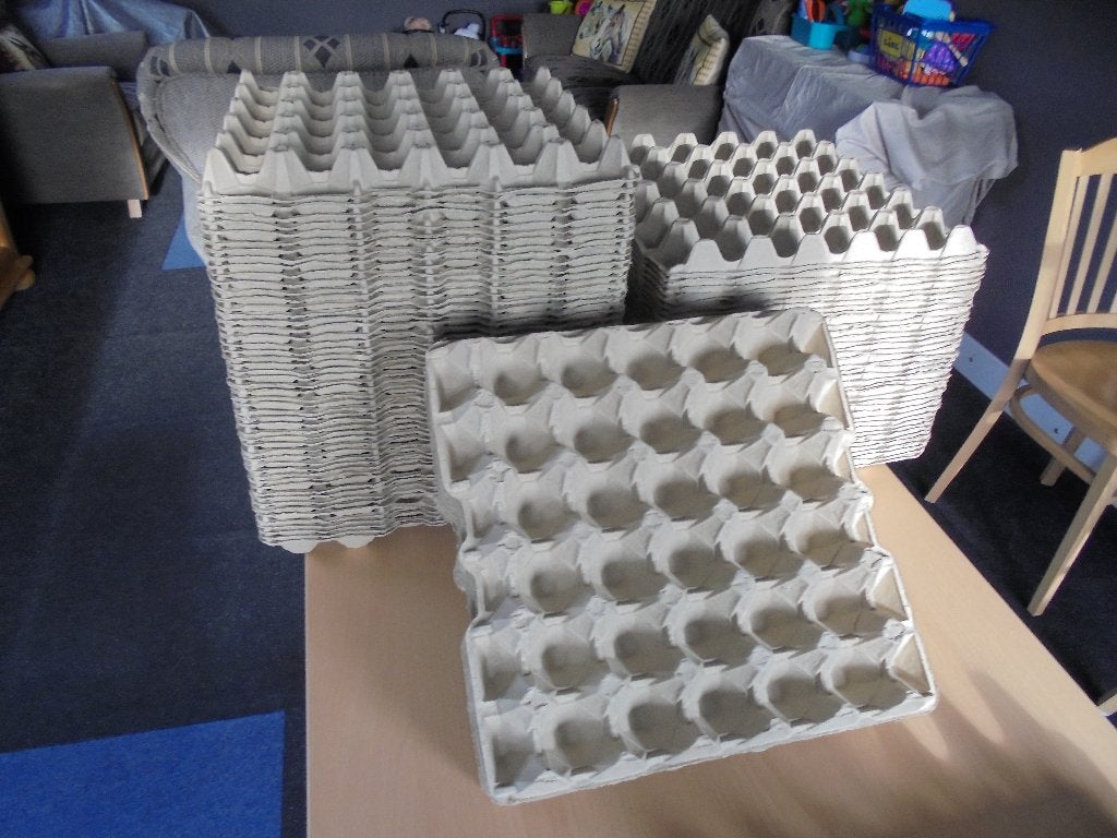 1200 nette kartonnen zaaitrays of stektrays., Tuin en Terras, Ophalen of Verzenden, Zo goed als nieuw, Kweekbak