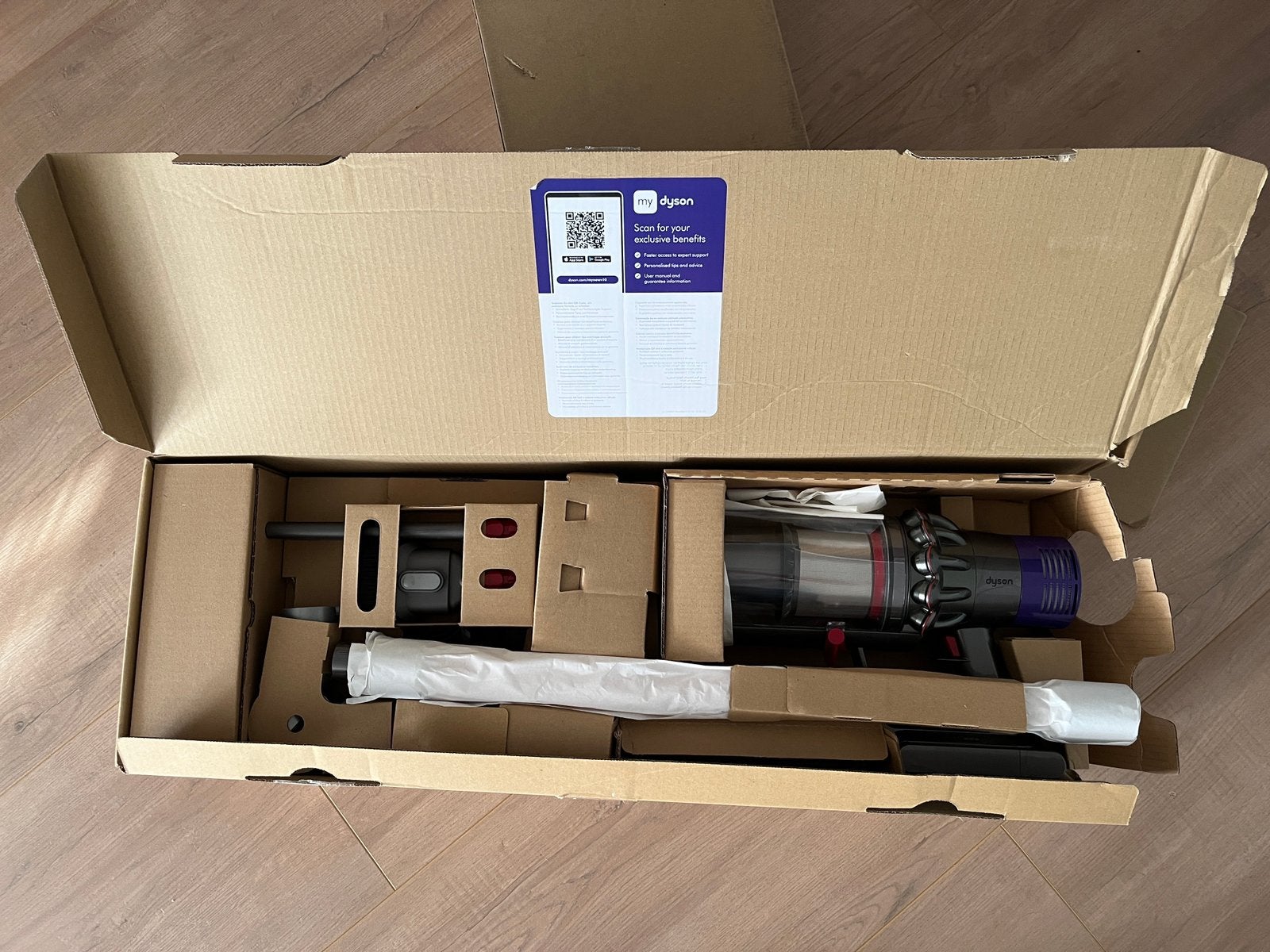 Dyson V10 Cyclone Absolute *NIEUW*, Ophalen, Nieuw, Dyson, Stille werking