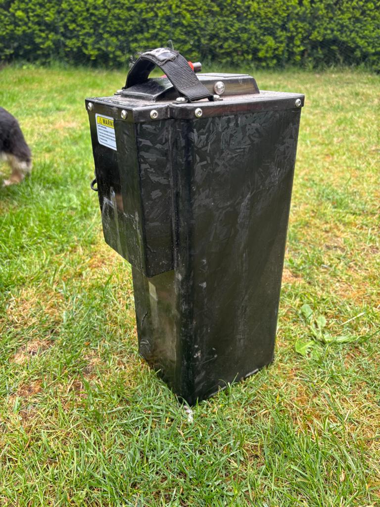 EBMX 60V 65Ah Surron Batterij - Krachtige Upgrade, Fietsen en Brommers, Fietsaccessoires | Fietsaccu's, Gebruikt, Ophalen