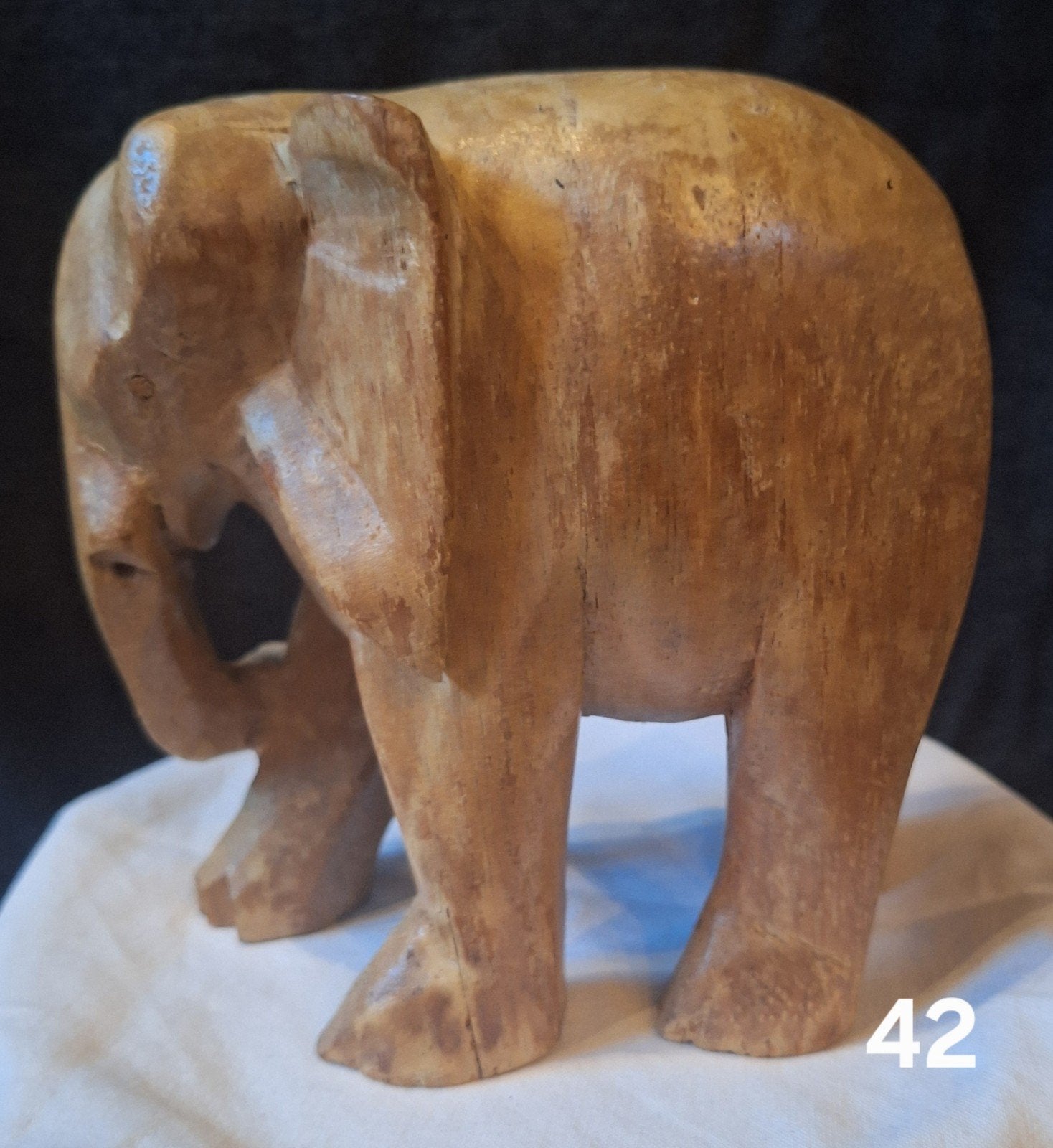 Houten olifant beeldje - Vintage decoratie, Gebruikt, Ophalen of Verzenden, Bruin, Vintage