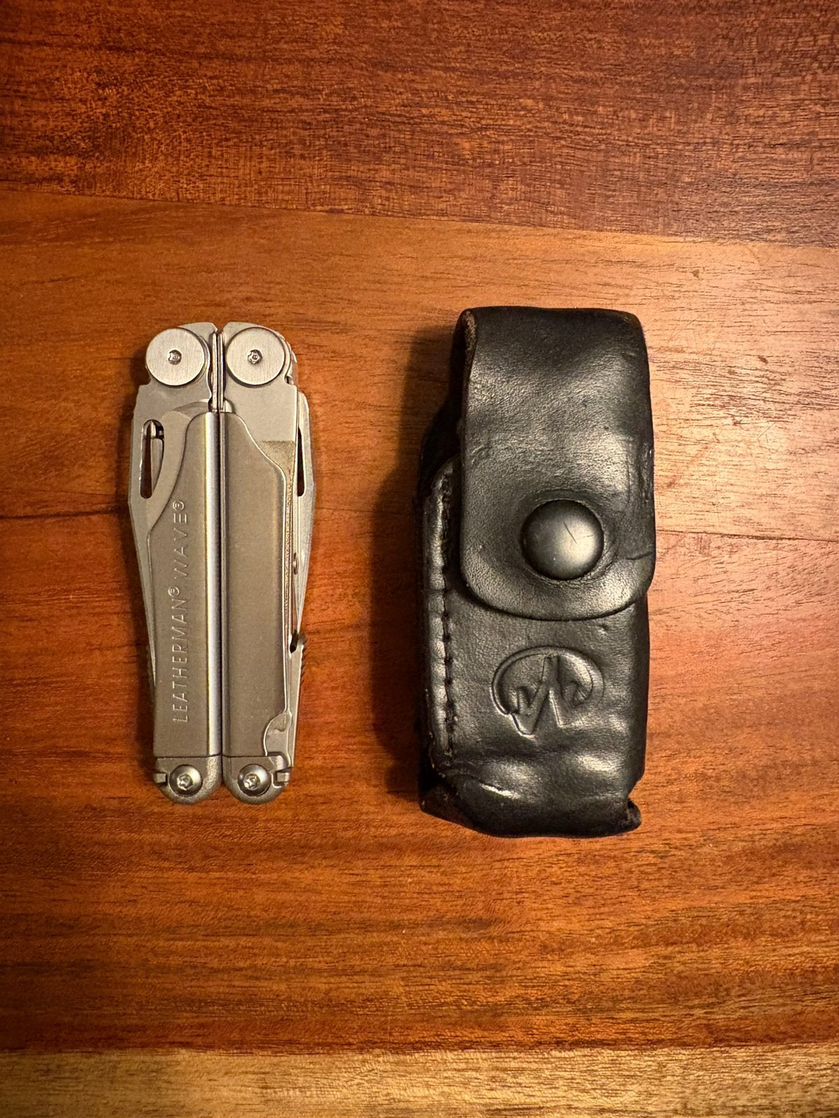 Leatherman wave multitool in zwart lederen foudraal z.g.a.n., Ophalen of Verzenden, Zo goed als nieuw