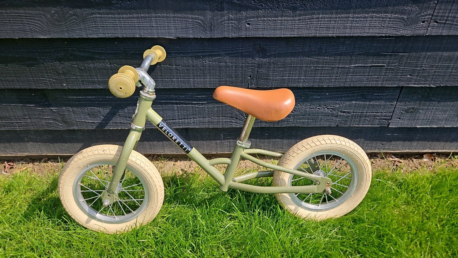 Veloretti Loopfiets - Olijfgroen met bruin zadel, Ophalen, Gebruikt, Loopfiets