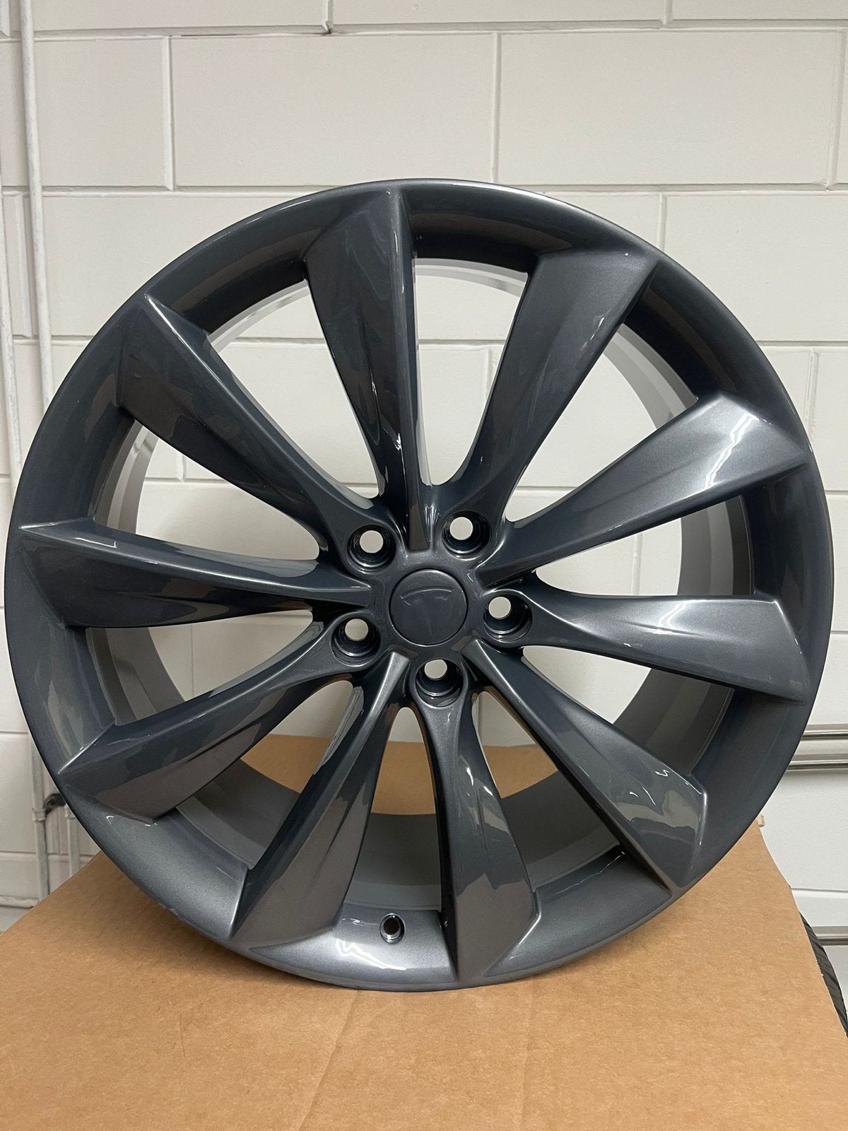 Originele 21 inch Tesla Turbine Velgen Set, Ophalen, Gebruikt, 21 inch, Banden en Velgen