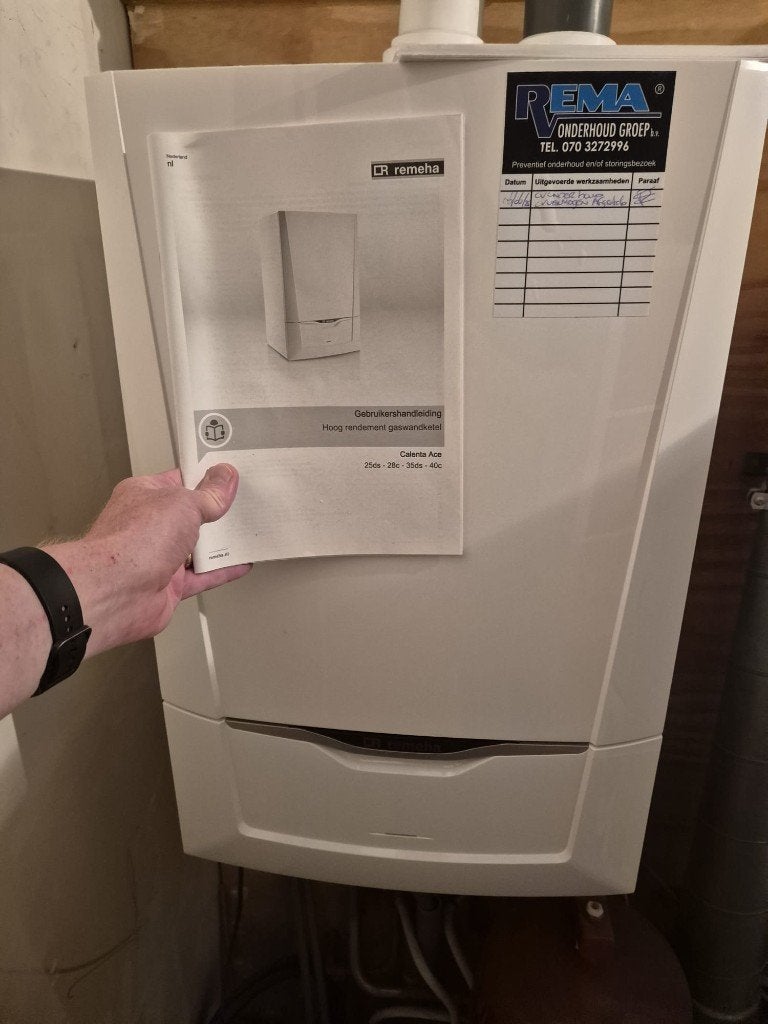 Remeha Calenta Ace CW5 Incl. E-twist (2022), Doe-het-zelf en Verbouw, Verwarming en Radiatoren, Ophalen, 30 tot 80 cm, Hoog rendement (Hr)