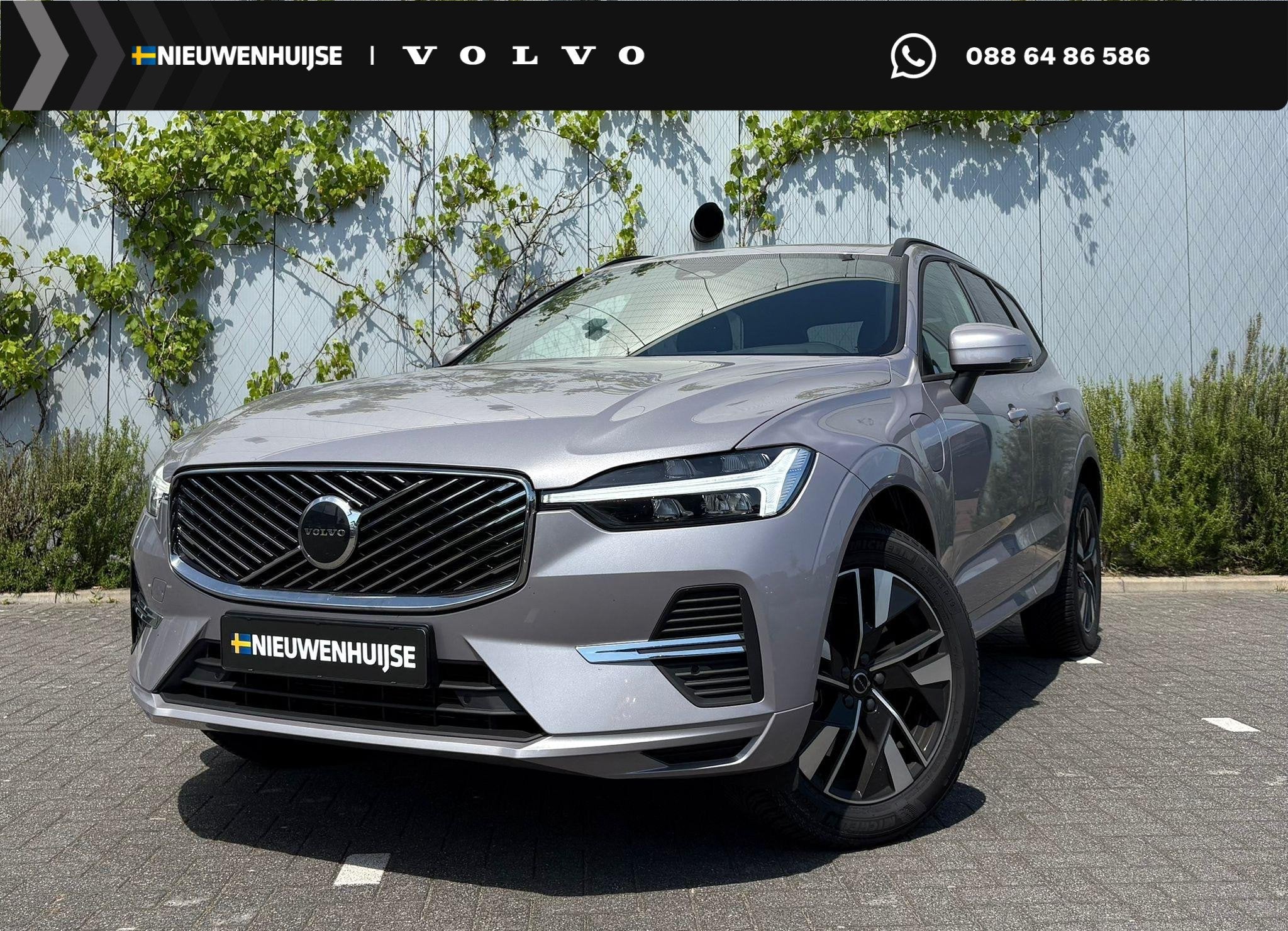 Volvo XC60 2.0 T6 Plug-in hybrid AWD Essential | Gratis Trek