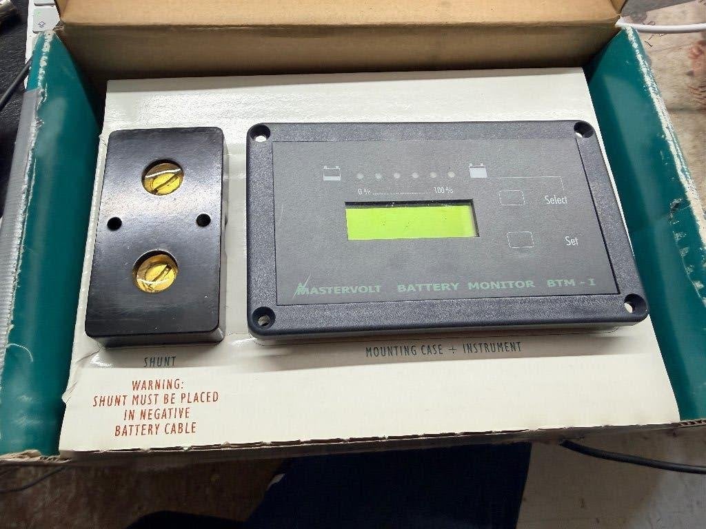 Mastervolt BTM-1 Accu Monitor met nieuwe shunt, Ophalen, Zo goed als nieuw, Overige typen