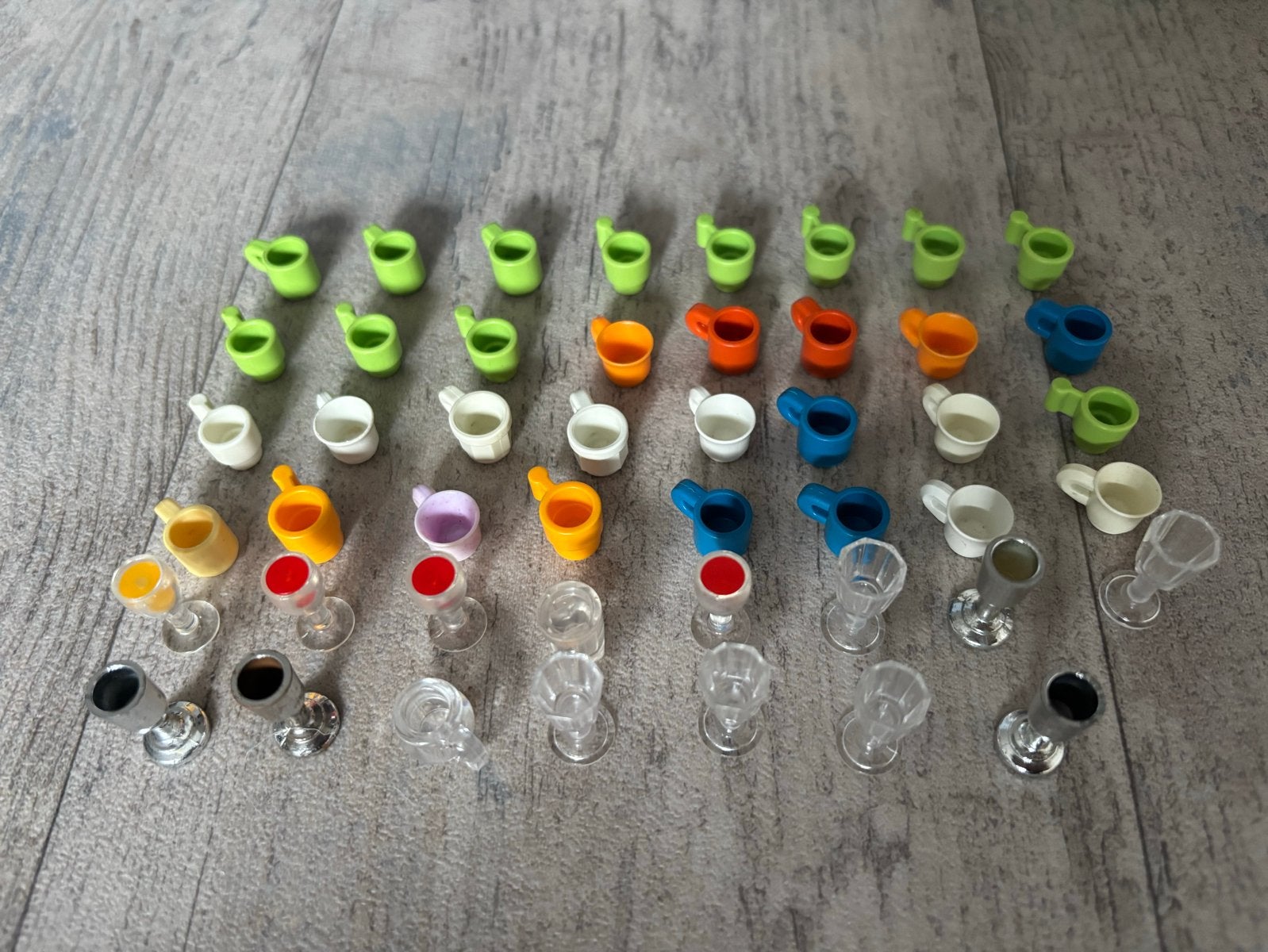 Playmobil kopjes, bekers en glazen - diverse kleuren, Ophalen of Verzenden, Gebruikt