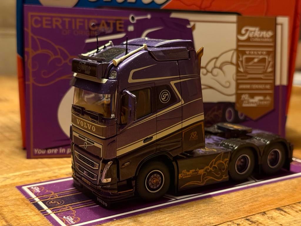 Tekno Volvo FH4 Globetrotter XL 19th Tekno Event Limited, Hobby en Vrije tijd, Modelbouw | Auto's en Voertuigen, Nieuw, Truck