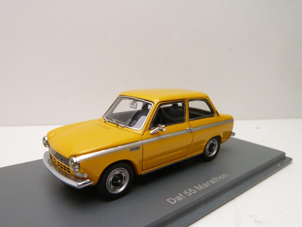 DAF 55 Marathon  '' Neo Scale Models  '', Hobby en Vrije tijd, Modelauto's | 1:43, Ophalen of Verzenden, Zo goed als nieuw, Auto