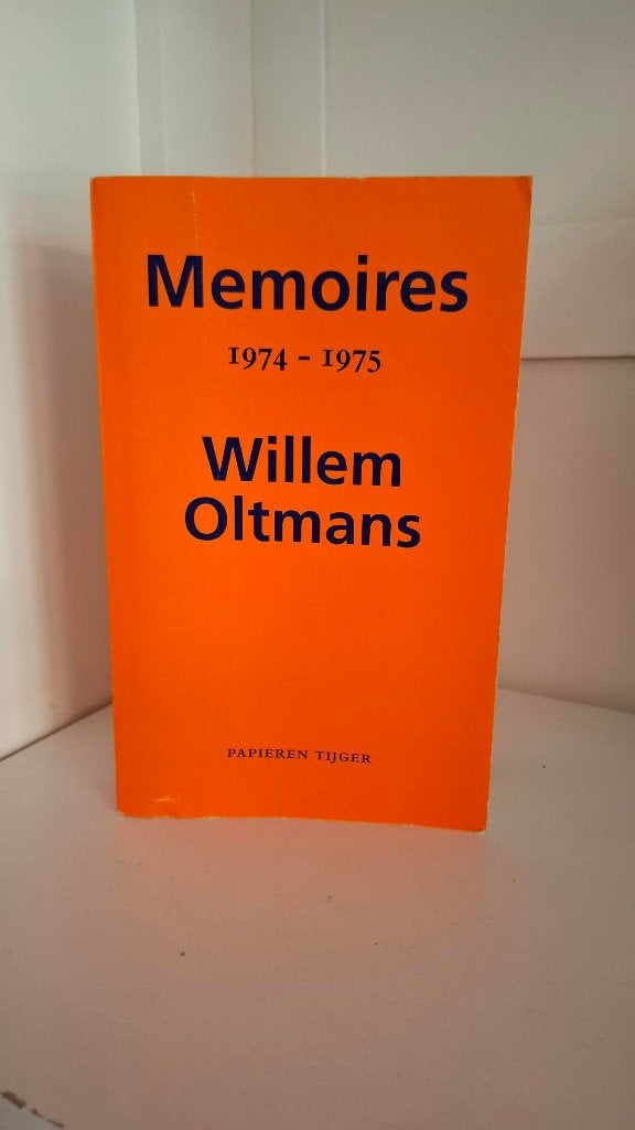 Willem Oltmans- Memoires 1974-1975, Boeken, Ophalen of Verzenden, Gelezen, Willem Oltmans