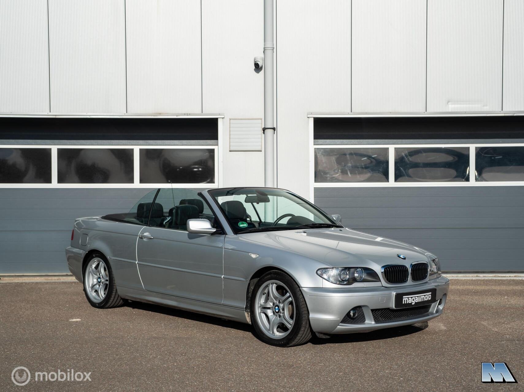 BMW 3-serie E46 Cabrio 320Ci l Handbak l Eerste eigenaresse, Auto's, 2171 cc, Achterwielaandrijving, Gebruikt, Zwart
