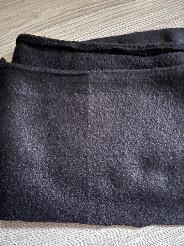 Zwarte fleece, Ophalen, Overige materialen, 120 cm of meer, Zwart