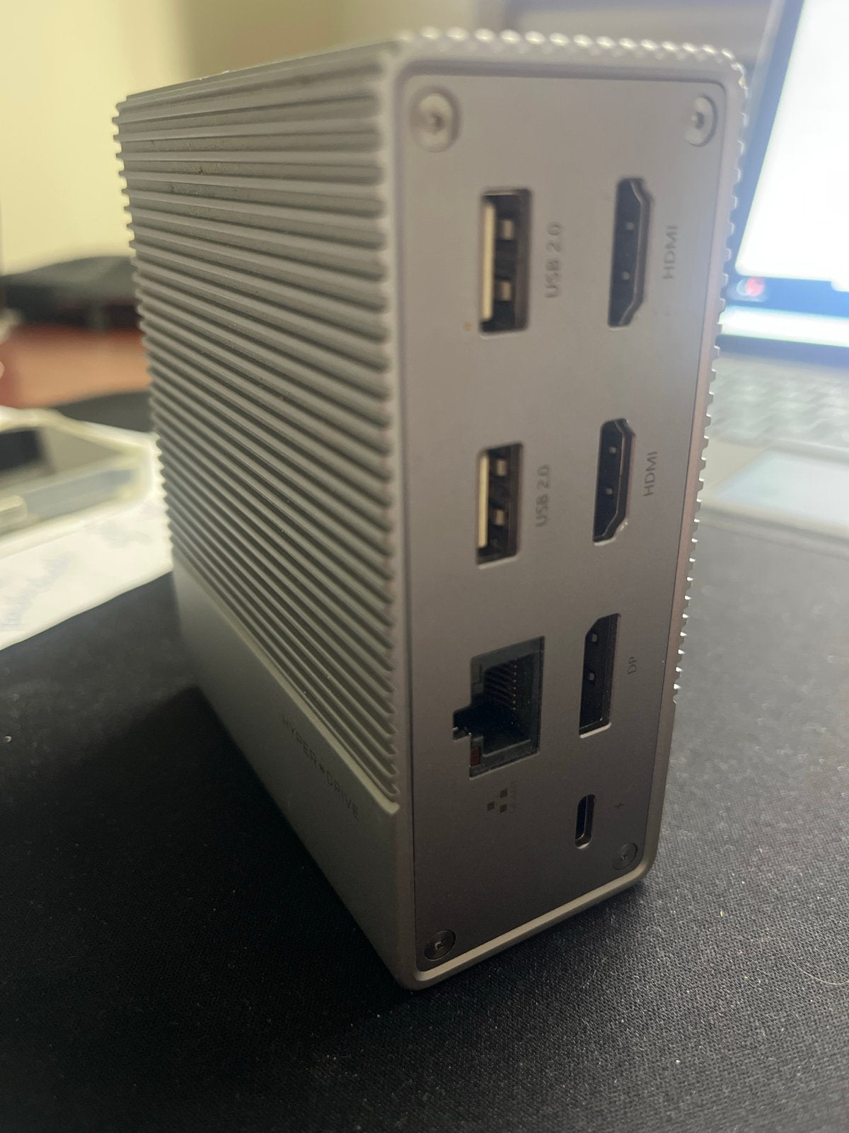 Hyperdrive Gen2 12-poorts USB-C Docking Station, Computers en Software, Dockingstations, Ophalen of Verzenden, Zo goed als nieuw