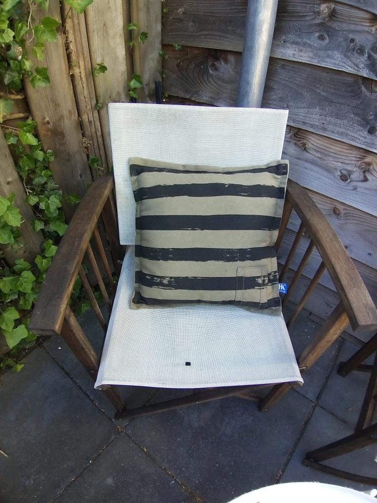 Tuinstoelen, regisseursstoelen 2x, + gratis tafeltje, Ophalen of Verzenden, Gebruikt, Kunststof