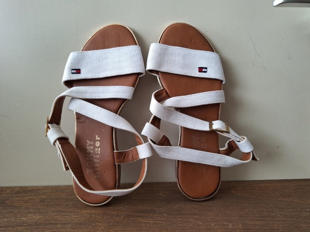 Sandalen Tommy Hilfiger, maat 37, Kleding | Dames, Ophalen of Verzenden, Gedragen, Wit, Sandalen of Muiltjes
