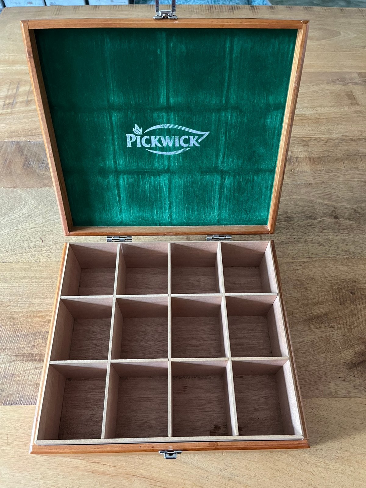 Grote Pickwick theedoos. Theekist. Kist voor theezakjes, Huis en Inrichting, Ophalen of Verzenden, Zo goed als nieuw