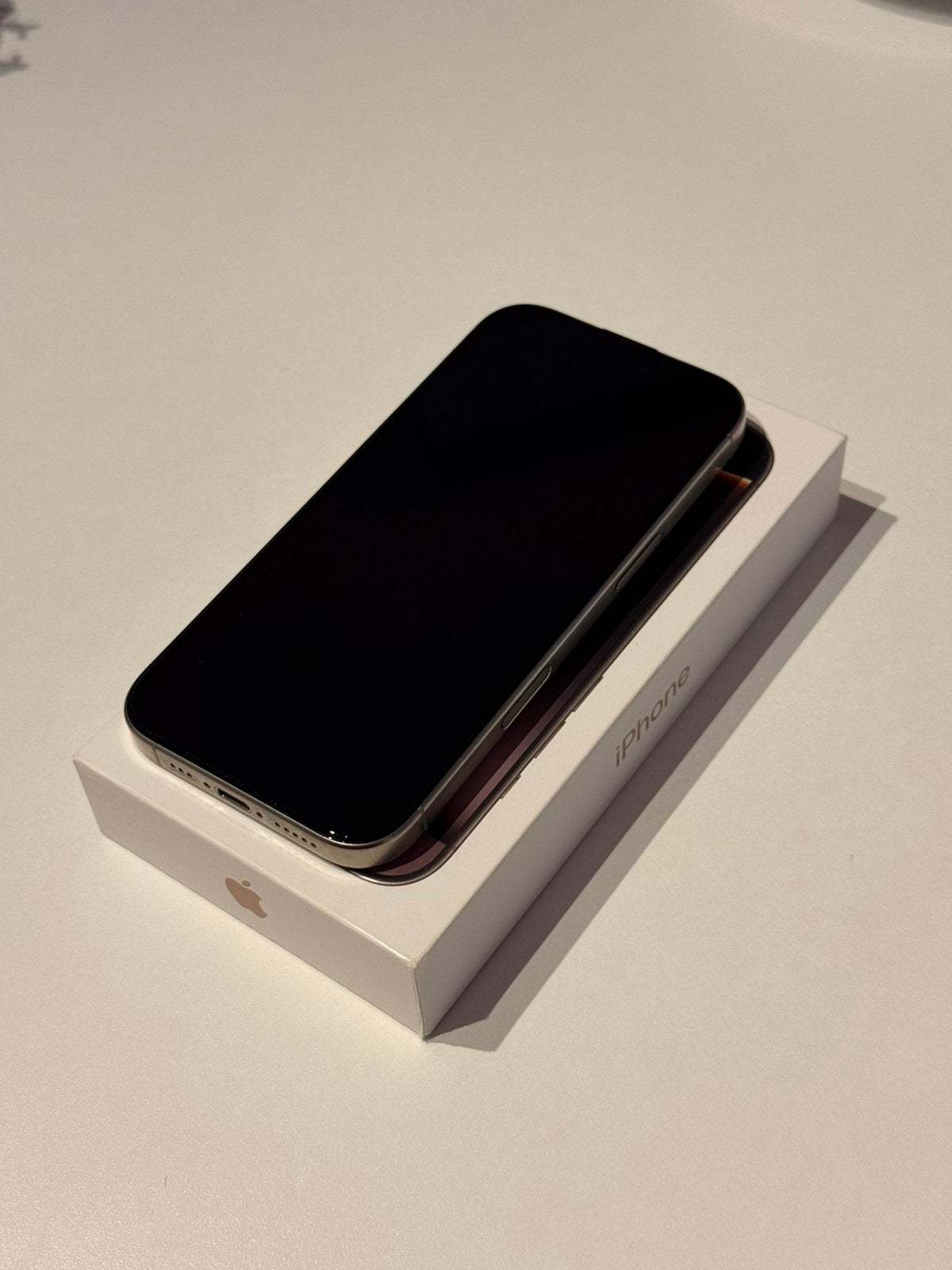 iPhone 16 Pro 128GB – Natural Titanium, Ophalen, Zo goed als nieuw, Overige typen