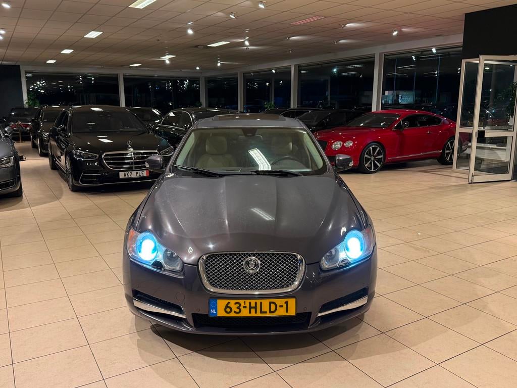 Jaguar XF 3.0 V6 Premium Luxury Benzine Automaat Vol Opties, Automaat, Achterwielaandrijving, Gebruikt, Beige