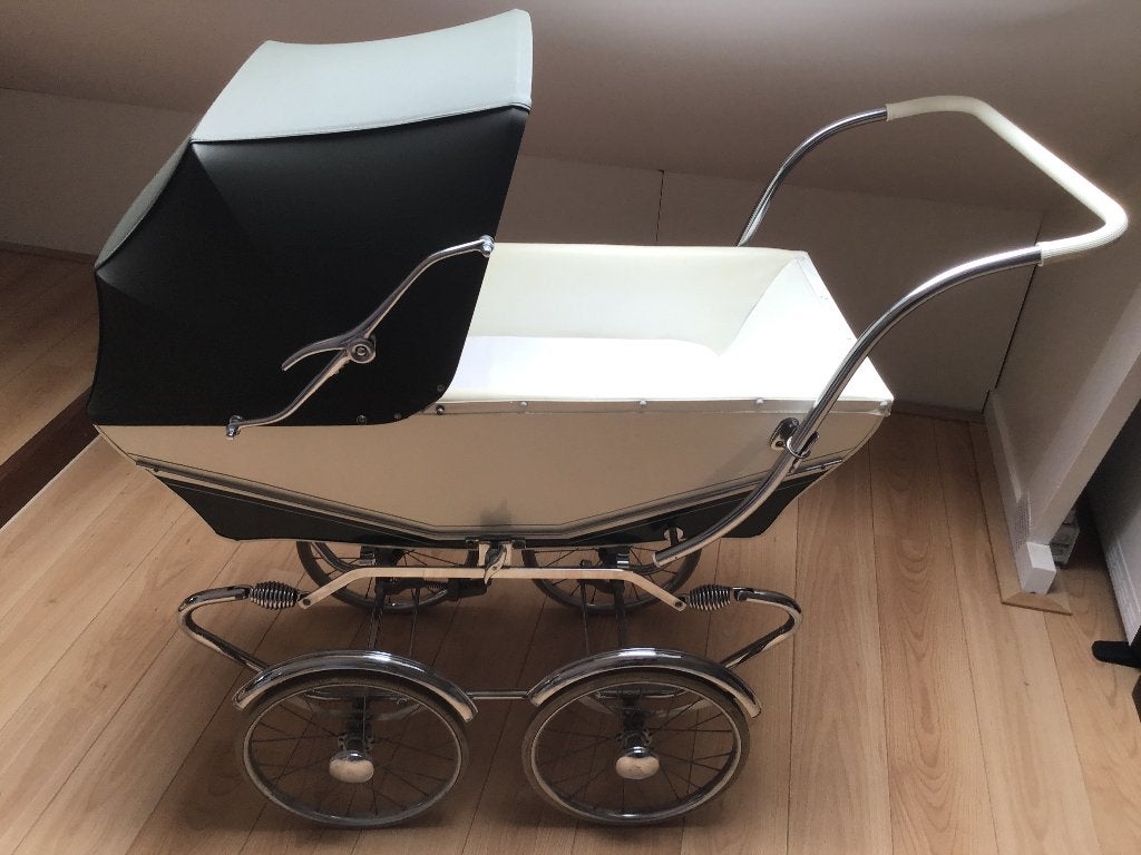 Kinderwagen, 65 jaar oud, origineel, merk Mutsaerts, Ophalen, Zo goed als nieuw, Kinderwagen, Overige merken